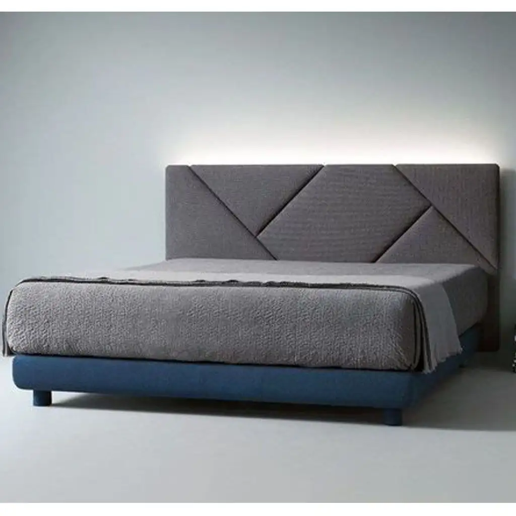Modern Bed made of Natural Wood MS-9306