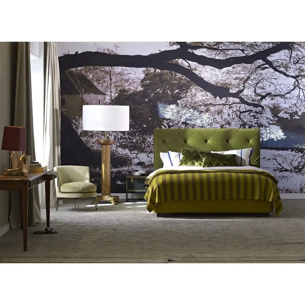 سرير مودرن مصنوع من خشب كونتر وخشب زان 200*160 سم MS-9349